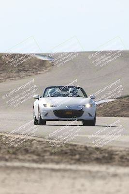 media/Nov-10-2025-Private Event (Mon) [[7fd464aee1]]/Novice/Session 2 (Phil Hill)/